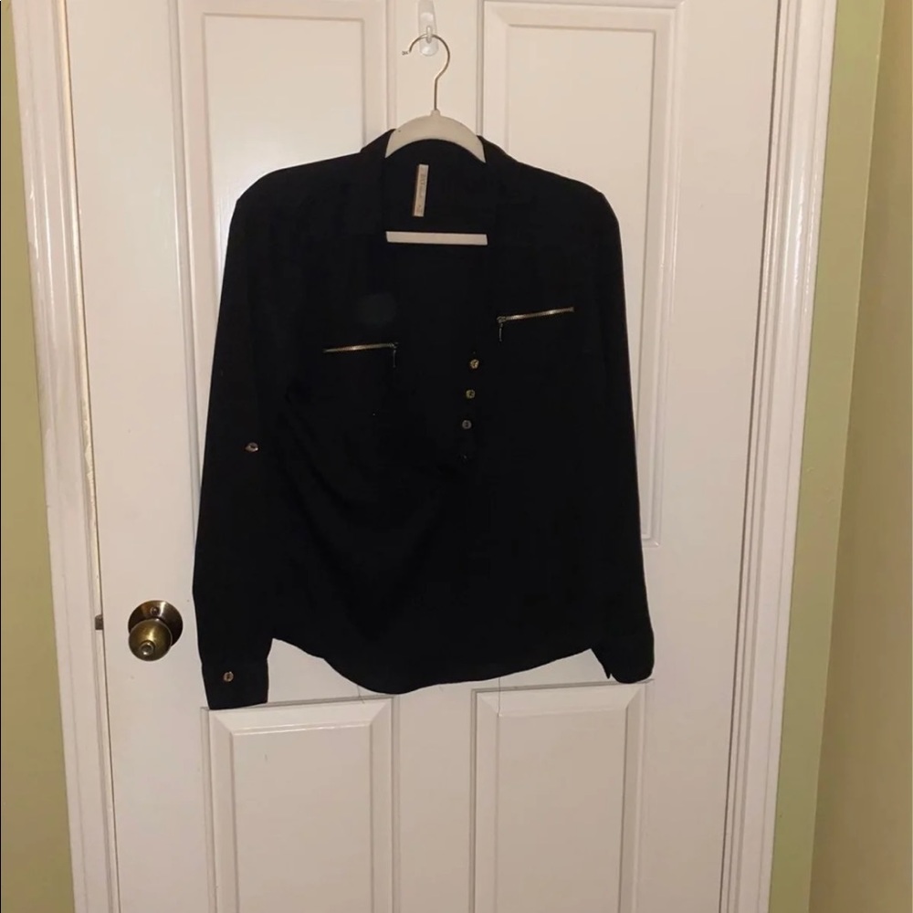 Blouse bundle - Picture 2 of 4